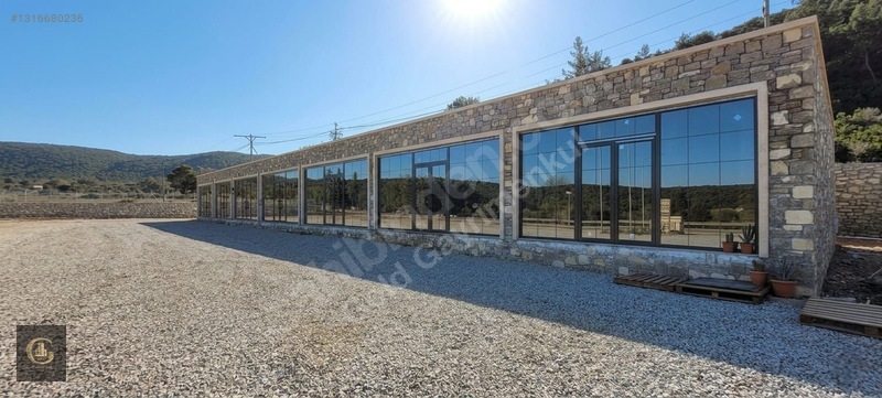 Urla-çeşme Yolunda İstasyon Ve Turizm+ticari Arsa — fotoğraf 6