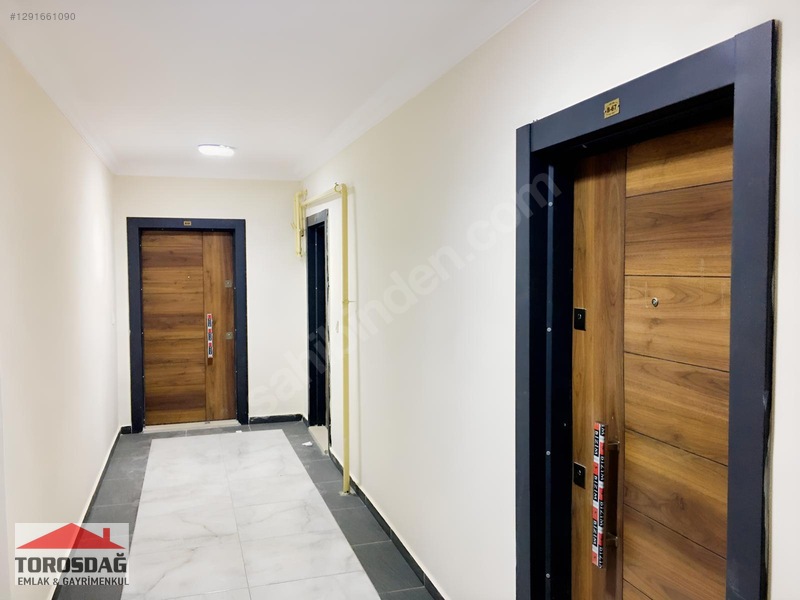 Van Ezvan Evleri 1+1 Balkon+kapalı Oto Parklı Satılık Daire — fotoğraf 7