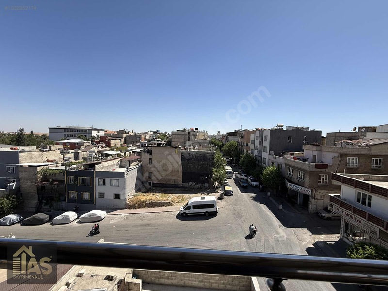 Taş Gayrimenkul'den Kıbrıs Mahallesinde Satılık 4 Daire 1 Dükkan — fotoğraf 5