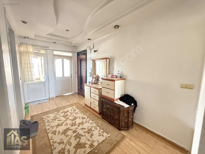 Taş Gayrimenkul'den Kıbrıs Mahallesinde Satılık 4 Daire 1 Dükkan — fotoğraf 11