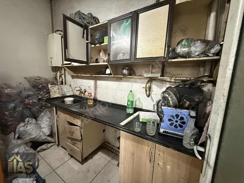 Taş Gayrimenkul'den Kıbrıs Mahallesinde Satılık 4 Daire 1 Dükkan — fotoğraf 29