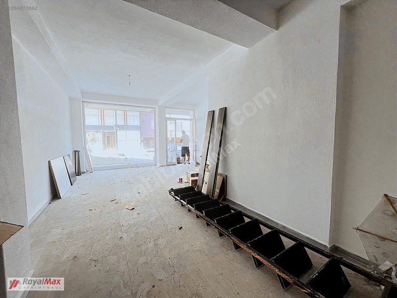 Royalmax'dan Ana Cadde Üzeri 150 M Çift Giriş Dükkan Mağaza — fotoğraf 6