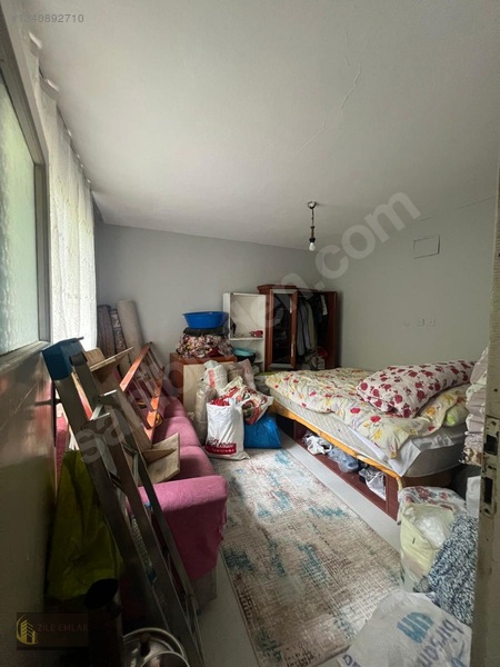 Zile Emlaktan Sakarya Caddesi Şeyhkolu Mahallesinde Betonarme Ev — fotoğraf 7