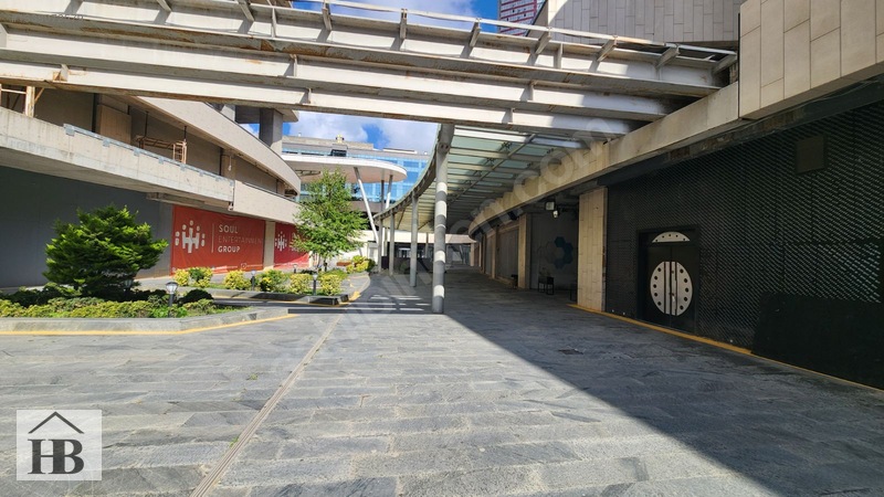 Bahçeşehir Kozapark Cadde Üzeri 850 M2 Kiralık Dükkan — fotoğraf 6