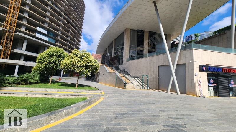 Bahçeşehir Kozapark Cadde Üzeri 850 M2 Kiralık Dükkan — fotoğraf 12