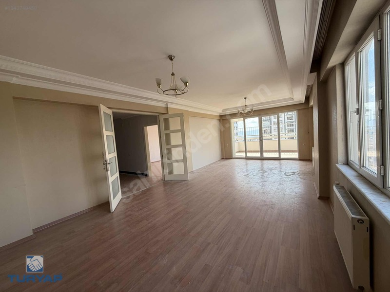 Binevler Turyaptan Binevler Ana Cadde Üzeri 4+1 Kiralık Daire — fotoğraf 8