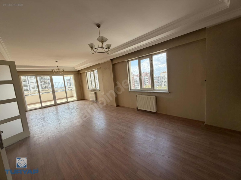 Binevler Turyaptan Binevler Ana Cadde Üzeri 4+1 Kiralık Daire — fotoğraf 9