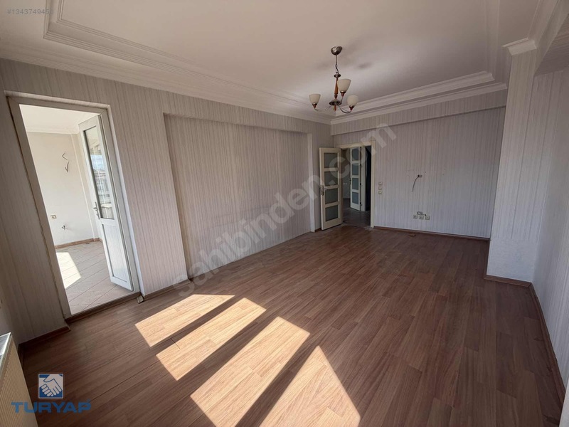 Binevler Turyaptan Binevler Ana Cadde Üzeri 4+1 Kiralık Daire — fotoğraf 11