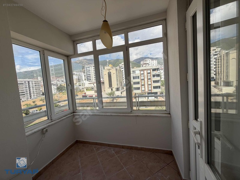 Binevler Turyaptan Binevler Ana Cadde Üzeri 4+1 Kiralık Daire — fotoğraf 17