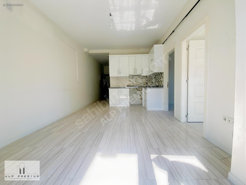 Alp Premium'dan Tekden'e Yakın Cadde Üzeri 2+1 80m Kiralık Daire — fotoğraf 3