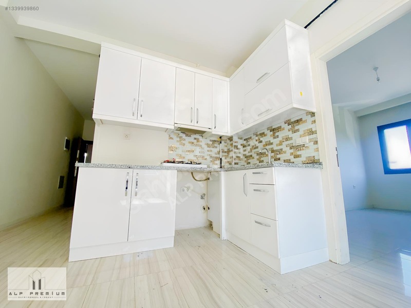 Alp Premium'dan Tekden'e Yakın Cadde Üzeri 2+1 80m Kiralık Daire — fotoğraf 4