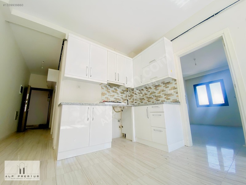 Alp Premium'dan Tekden'e Yakın Cadde Üzeri 2+1 80m Kiralık Daire — fotoğraf 5