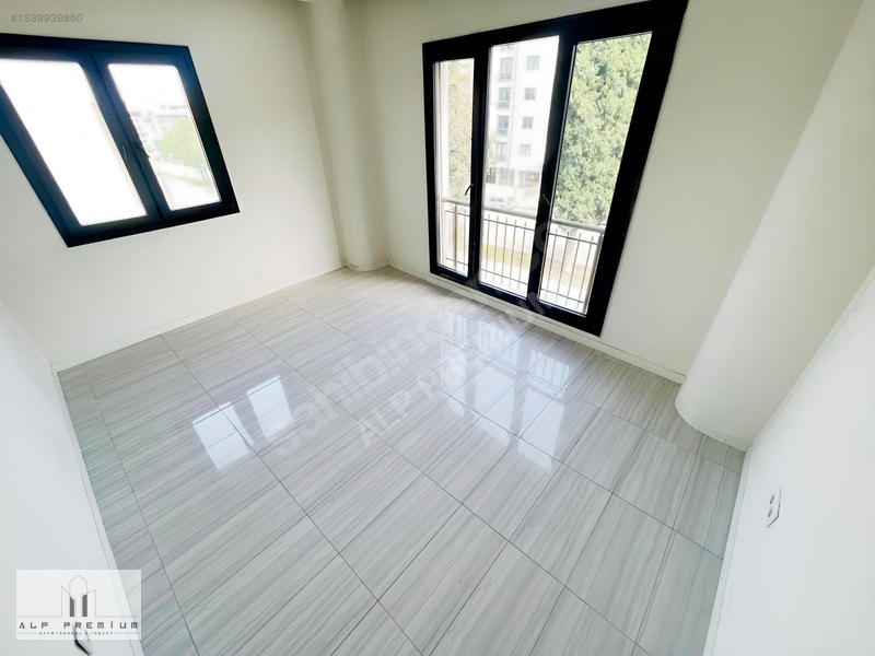 Alp Premium'dan Tekden'e Yakın Cadde Üzeri 2+1 80m Kiralık Daire — fotoğraf 15