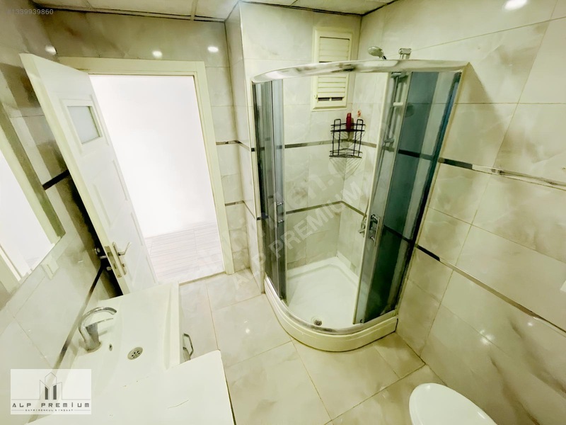 Alp Premium'dan Tekden'e Yakın Cadde Üzeri 2+1 80m Kiralık Daire — fotoğraf 26