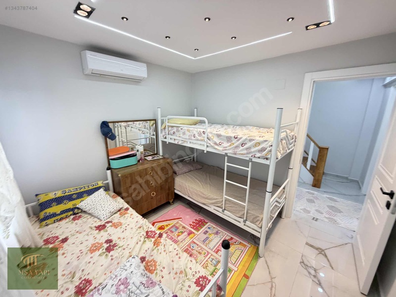 İsos Tatil Sitesinde Yeni Restoreli Eşyalı 3 Katlı Triplex Villa — fotoğraf 11