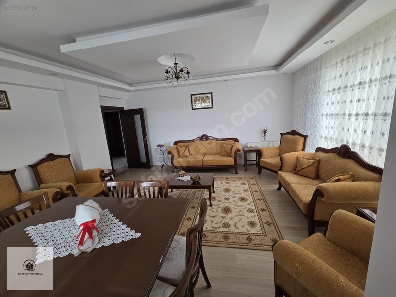 Çatı Emlak'tan Satılık Yüksek Giriş Daire Abdullahpaşa Mahallesi — fotoğraf 2