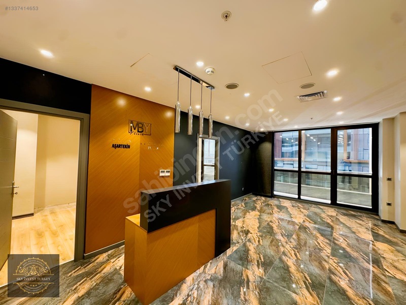 Ataköy Towers 'ta 166 M2 Muaynehaneye Uygun Satılık Ofis
