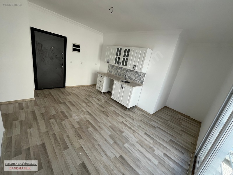 Çeşme Dalyan Marina Karşısında Yeni Binada 1+1 Satılık Daire — fotoğraf 7