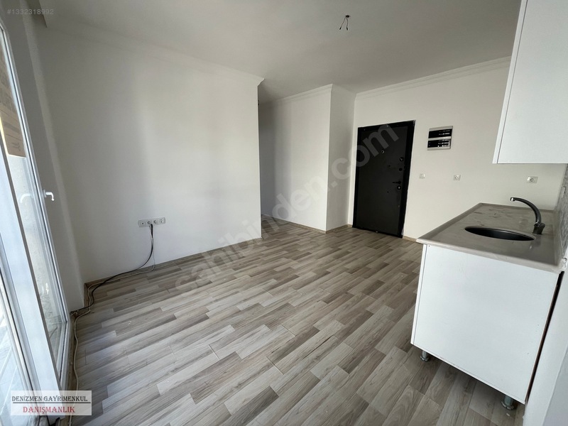 Çeşme Dalyan Marina Karşısında Yeni Binada 1+1 Satılık Daire — fotoğraf 8