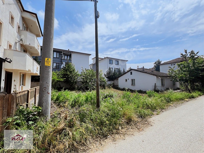 Nar Gyrmenkul'den Karaca Mahalle Meslek Lisesi Arkası 250m2 Arsa — fotoğraf 8