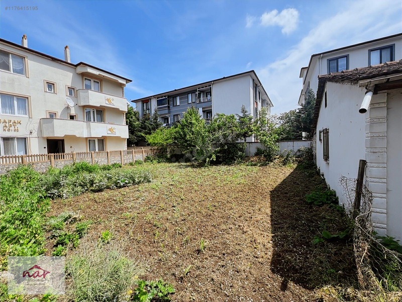 Nar Gyrmenkul'den Karaca Mahalle Meslek Lisesi Arkası 250m2 Arsa — fotoğraf 10