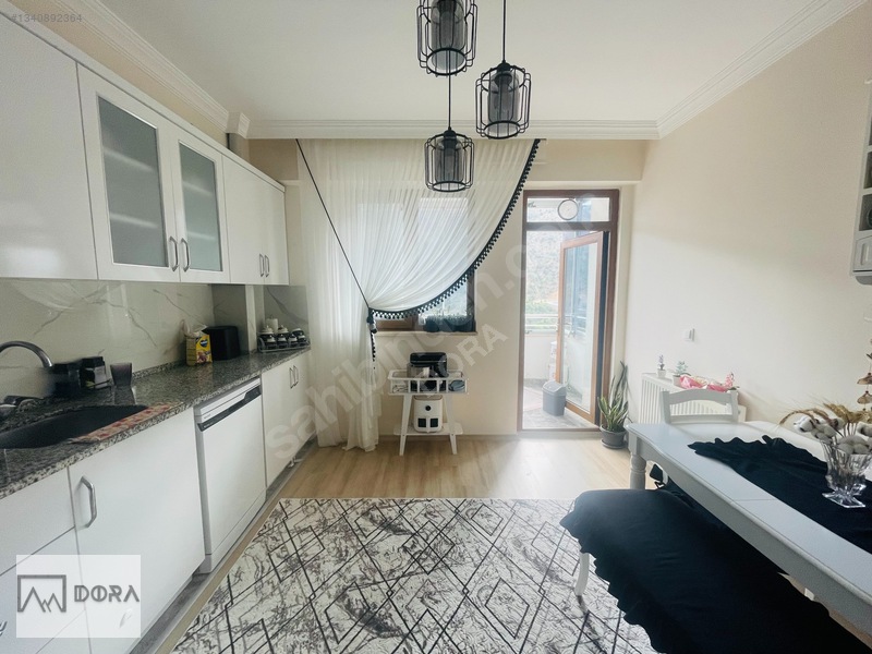 Dora'dan Manzaralı Rahat Oturuma Sahip Satılık 3+1 Daire — fotoğraf 4