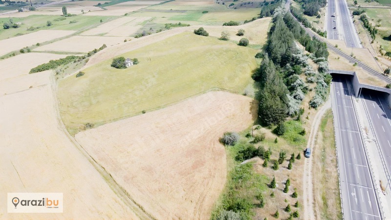 Bilecik Bozüyük Yeni Mahallede 18.614 M² Yatırımlık Tarla — fotoğraf 3