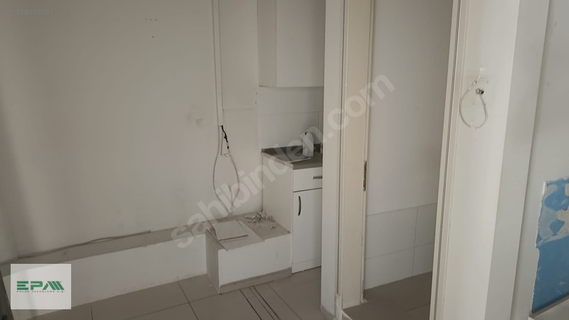 Hatay İnönü Caddesinde Geniş Cepheli 50 M2 Kiralık Dükkan — fotoğraf 11