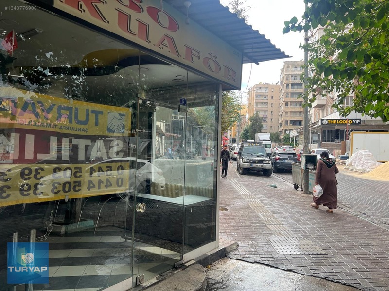 Turyap Mancı Emlak'tan Bahçelievler'de Satılık Dükkan — fotoğraf 4