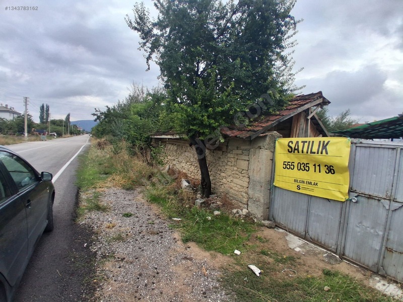 Fırsat Müstakil Ev Ve 2 Parsel Arası Satılık — fotoğraf 10
