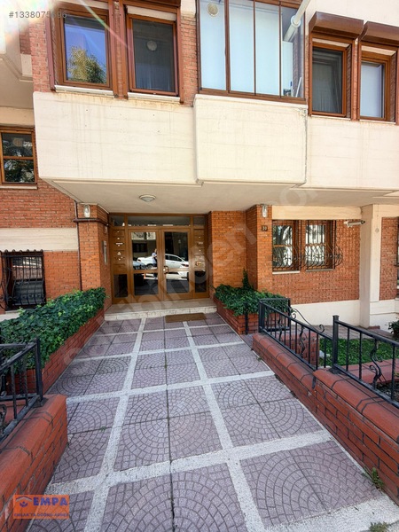 Büyükesat Mahallesi Küpe Sokak Kiralık 3+1 Bakımlı Ofis / Konut — fotoğraf 3
