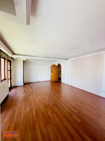 Büyükesat Mahallesi Küpe Sokak Kiralık 3+1 Bakımlı Ofis / Konut — fotoğraf 8