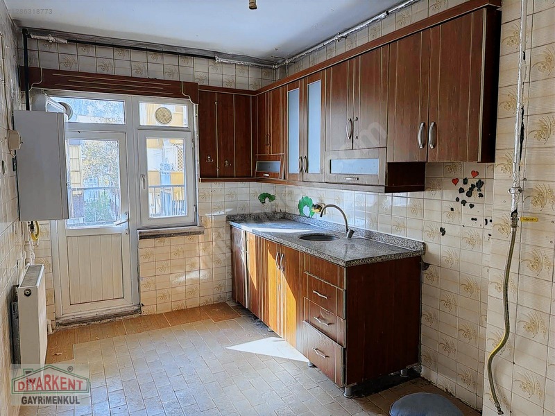 Ofis Kışla Sokakta Satılık 160 M2 Kombili Daire — fotoğraf 14