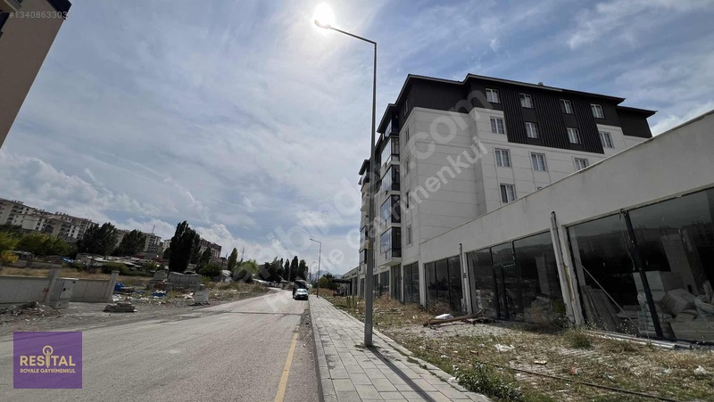 Royale'den Hilalkentte Yüksek Kira Getirili Dükkan — fotoğraf 11