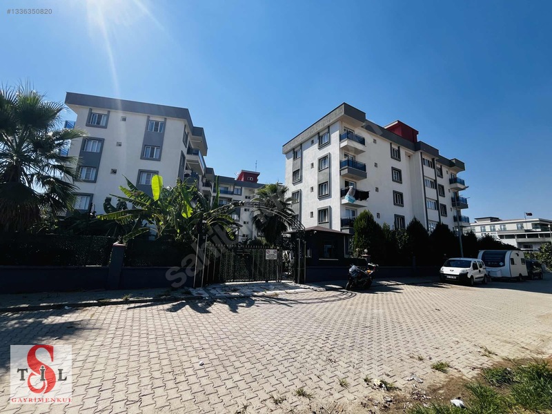 İncirliova Sandıklı Mahallesinde Site İçinde Kiralık Ara Kat 3+1