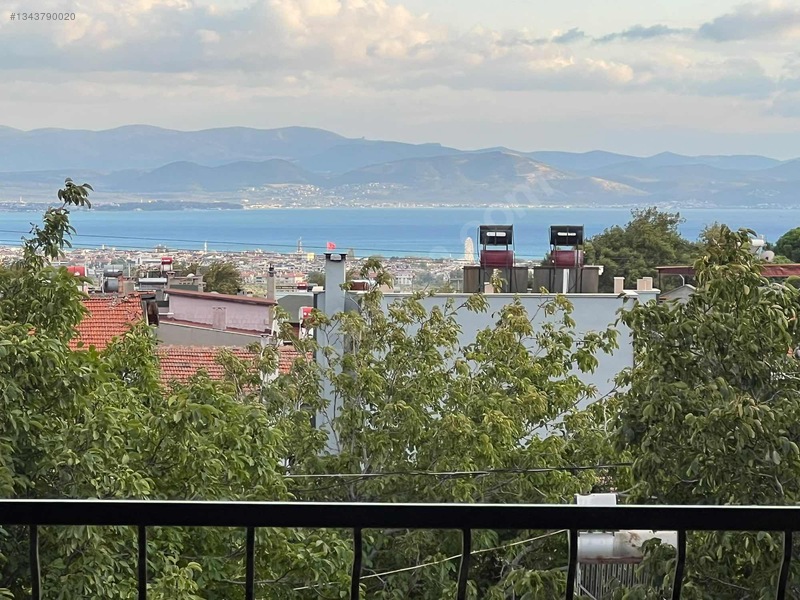 Edremit,kızılkeçili Köyü(köyiçi) 173,44m2 Arsa İçerisinde 326m2 — fotoğraf 4