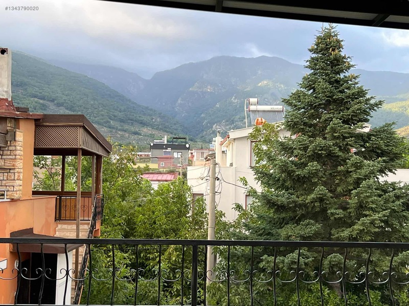 Edremit,kızılkeçili Köyü(köyiçi) 173,44m2 Arsa İçerisinde 326m2 — fotoğraf 5