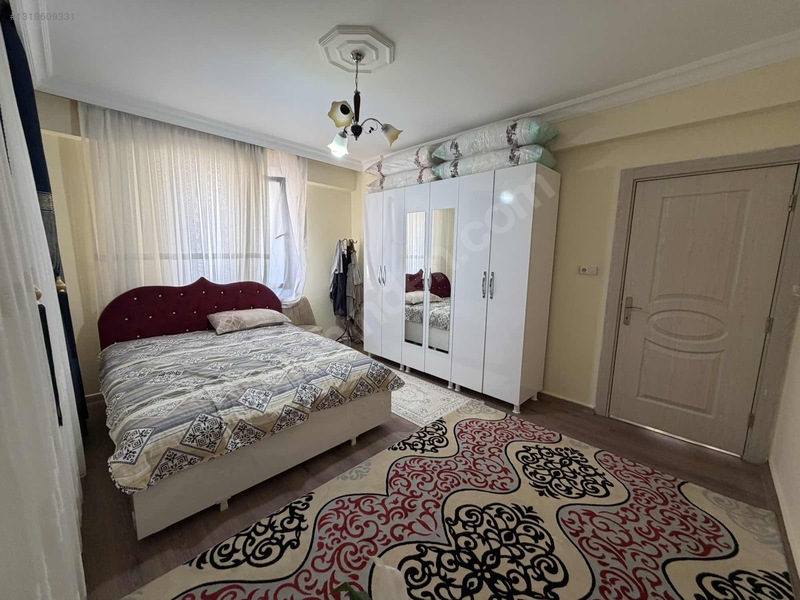 Özbadıllı Emlaktan 4+1 Ara Kat Uygun Daire — fotoğraf 10