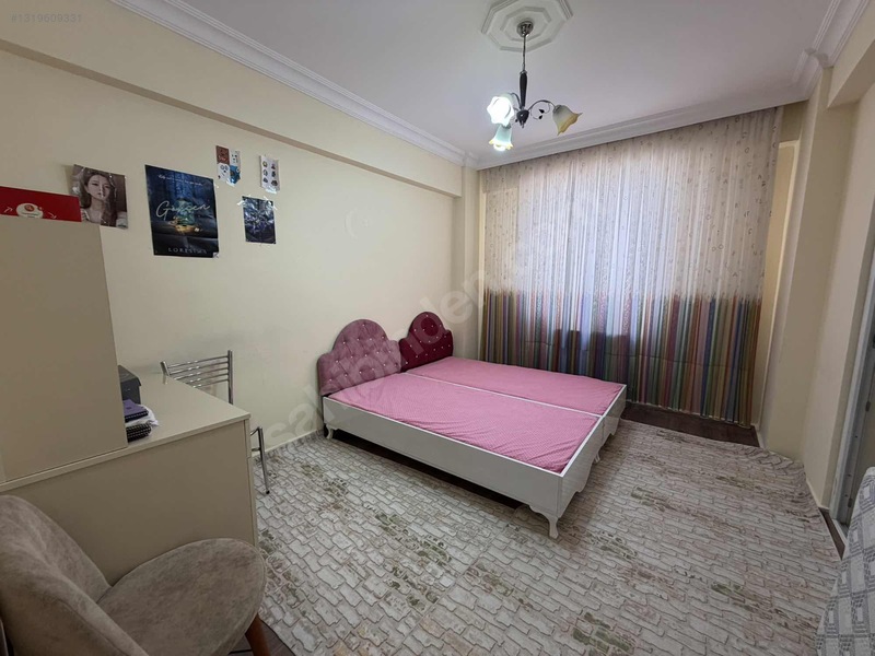Özbadıllı Emlaktan 4+1 Ara Kat Uygun Daire — fotoğraf 15