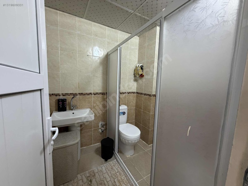 Özbadıllı Emlaktan 4+1 Ara Kat Uygun Daire — fotoğraf 21