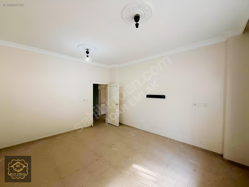 Acar Emlaktan 8 Mart Mah. Acil Satılık 2+1 140m2 Bahçekatı Daire — fotoğraf 17