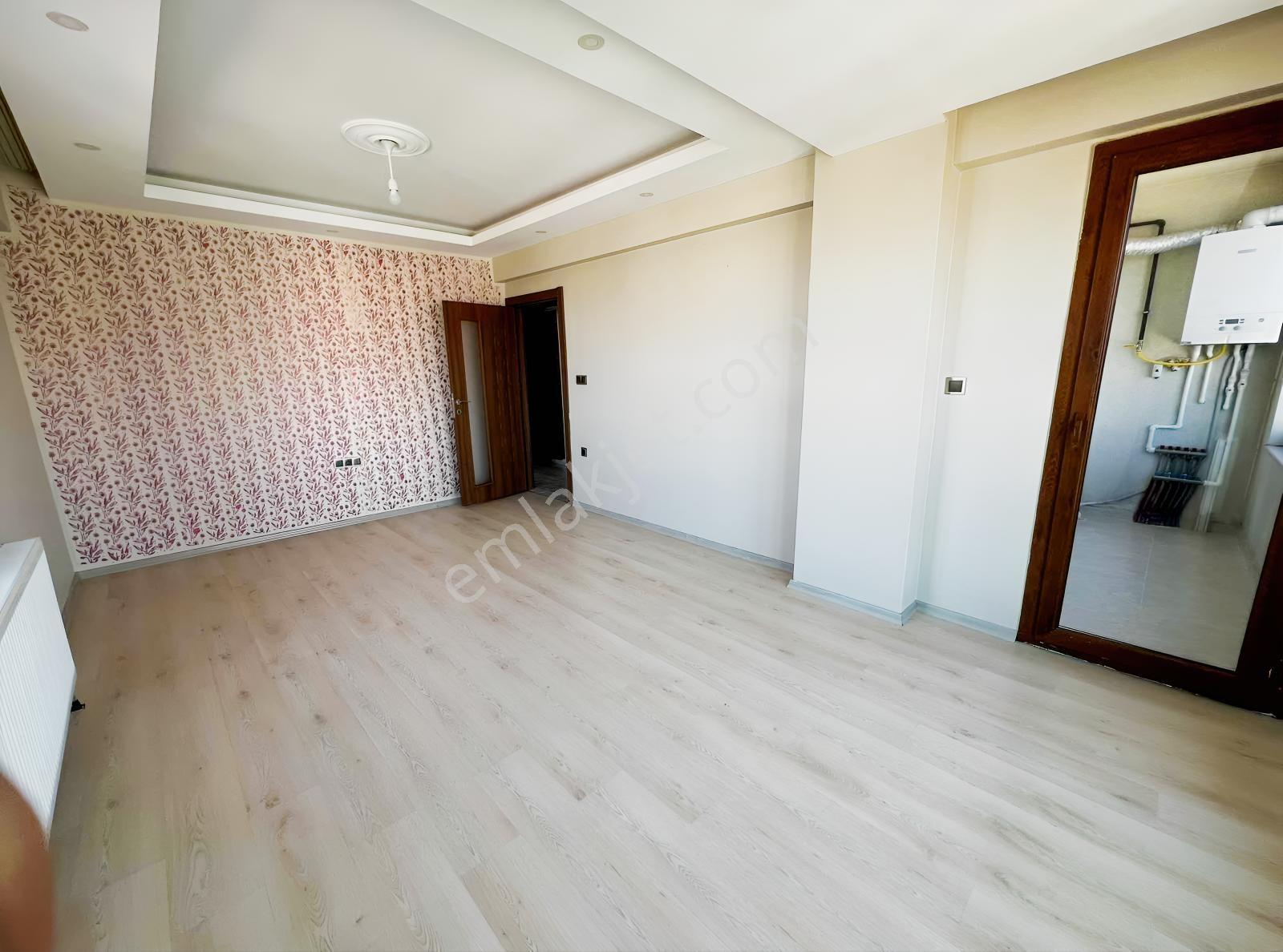 Ebeveyn Banyolu Geniş Kullanım Alanlı Satılık 2+1 Lüks Daire — fotoğraf 9