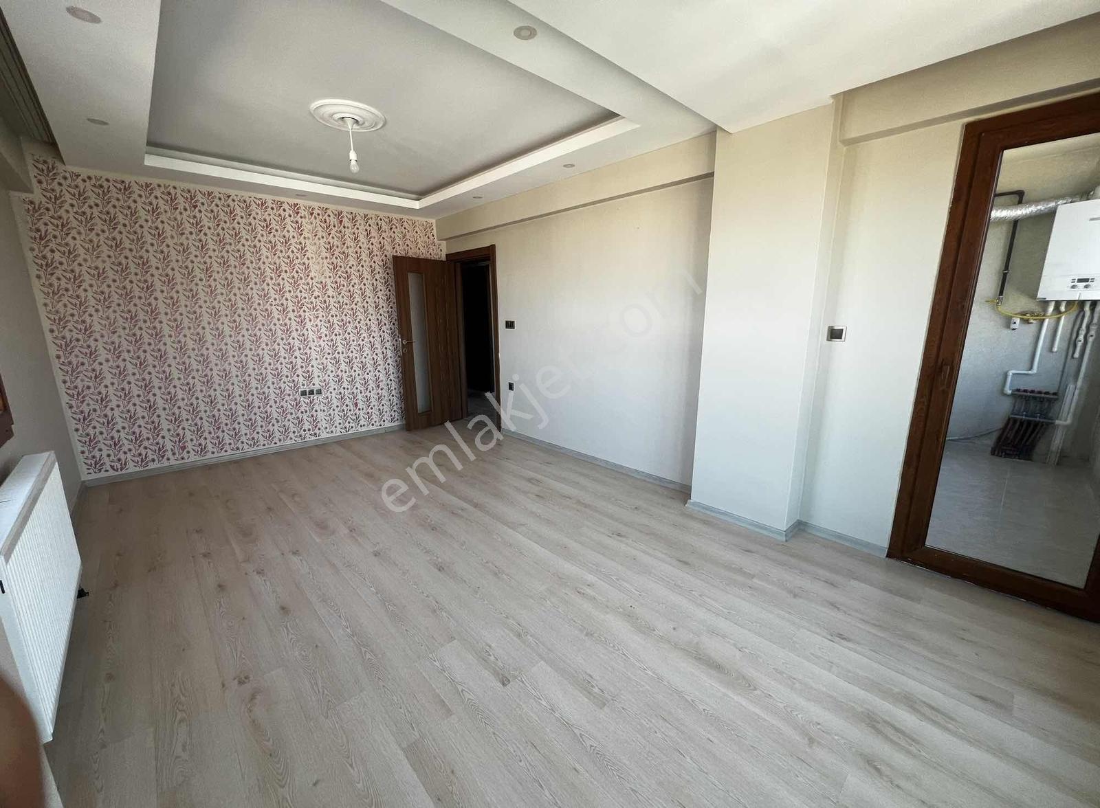 Ebeveyn Banyolu Geniş Kullanım Alanlı Satılık 2+1 Lüks Daire — fotoğraf 12