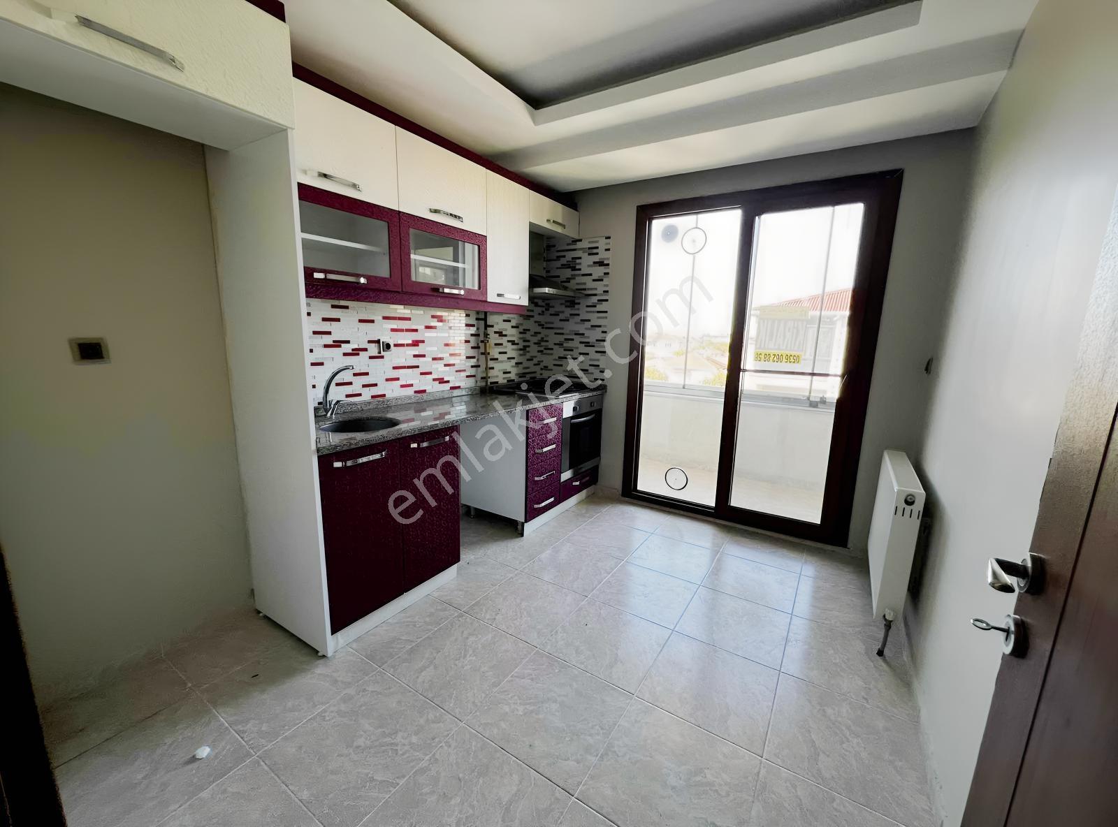 Ebeveyn Banyolu Geniş Kullanım Alanlı Satılık 2+1 Lüks Daire — fotoğraf 13