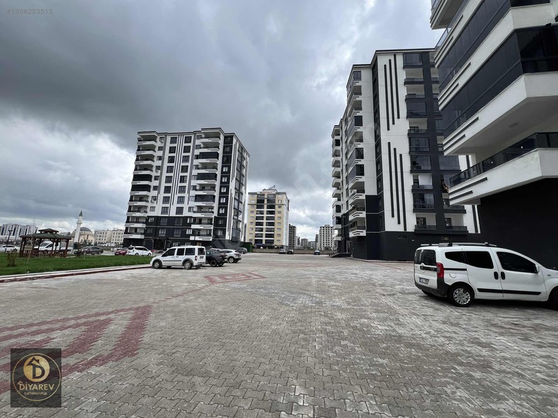 Üçkuyular Fuar Arkası 3+1 Lüks Sıfır Daire — fotoğraf 2