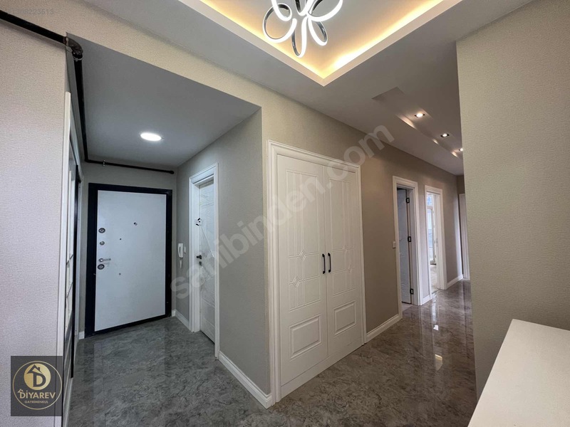 Üçkuyular Fuar Arkası 3+1 Lüks Sıfır Daire — fotoğraf 8