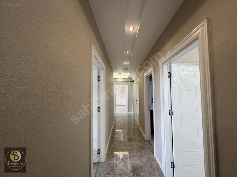 Üçkuyular Fuar Arkası 3+1 Lüks Sıfır Daire — fotoğraf 10