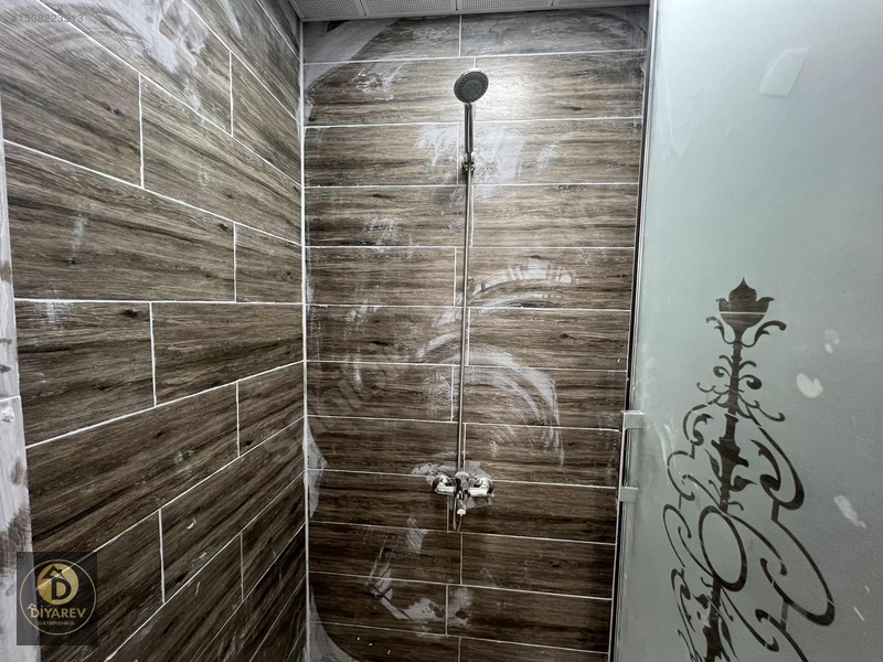 Üçkuyular Fuar Arkası 3+1 Lüks Sıfır Daire — fotoğraf 14