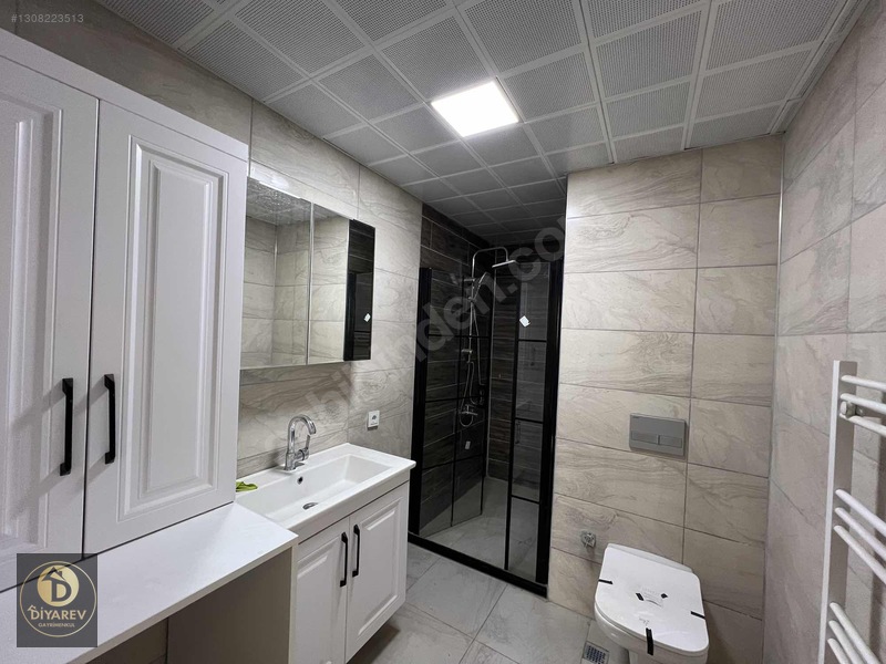 Üçkuyular Fuar Arkası 3+1 Lüks Sıfır Daire — fotoğraf 19