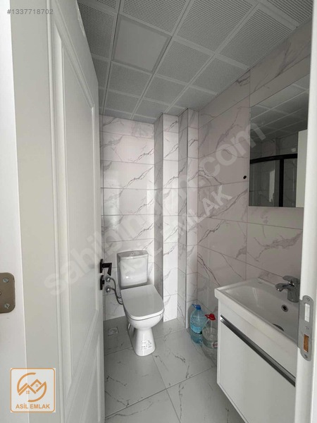 Asil Emlak'tan Muradiye'de Sıfır 1+1 Klimalı Eşyalı Daire — fotoğraf 13
